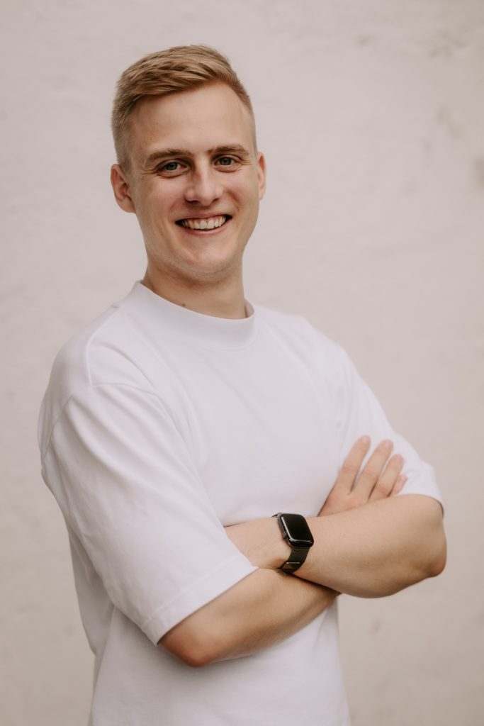 Praxisinhaber Luis Hawlitschek Praxis für Osteopathie